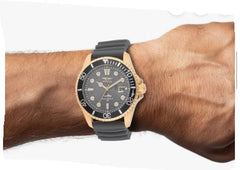 Invicta Pro Diver Shark, 43mm